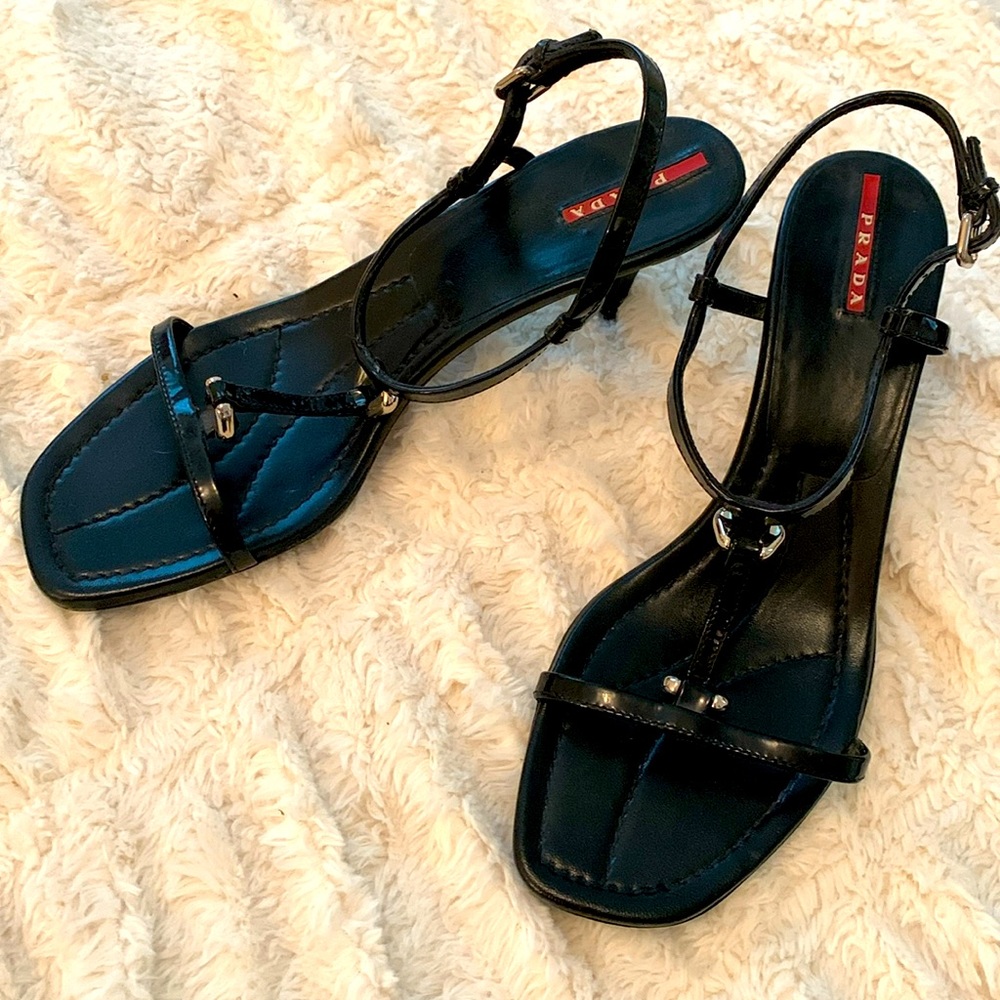 Authentic PRADA black patent leather kitten heel size 40